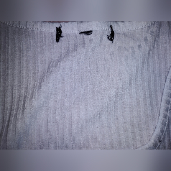 Short Sleeved White Shirt - Picture 5 of 6